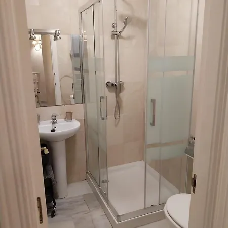 Home4holidays Apartman