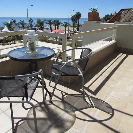 Home4holidays Apartament