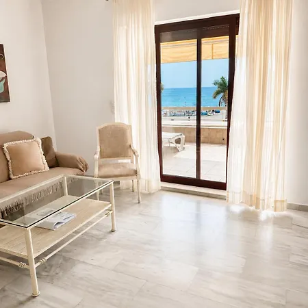 Apartman Home4holidays Nerja